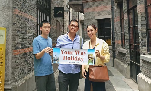Beijing and Shanghai Tour by Bullet Train: 4-Day Iconic China City Adventure