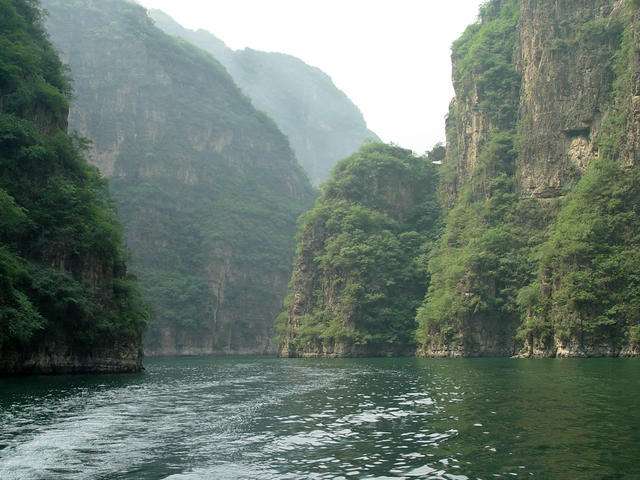 Longqing_Gorge_6.jpg