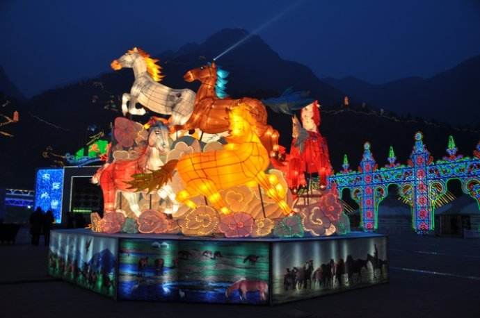 beijing ice lantern festival_02.jpg