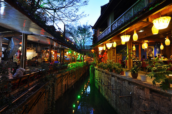 lijiang ancient town_01.jpeg