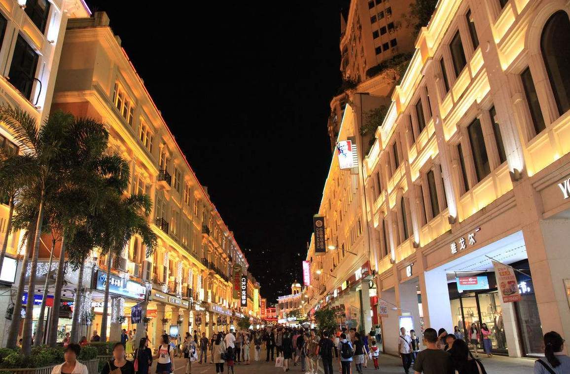 Zhongshan Pedestrian Street-china private tours_01.jpg