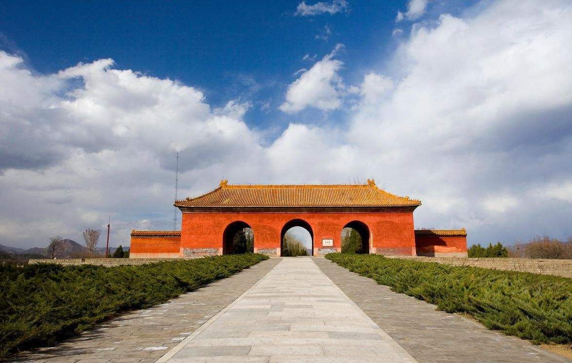 Ming Tombs_01.jpg