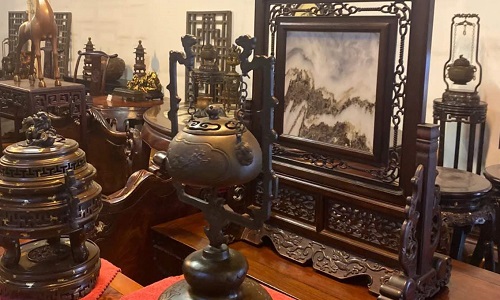 Antique-Furniture