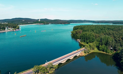 Jingyuetan-National-Park-Changchun