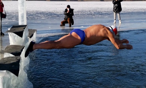 Winter-Swimming