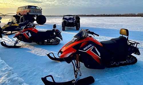 Snowmobile-Ride-Harbin