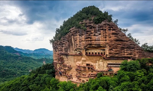Maiji-Mountain-Grottoes