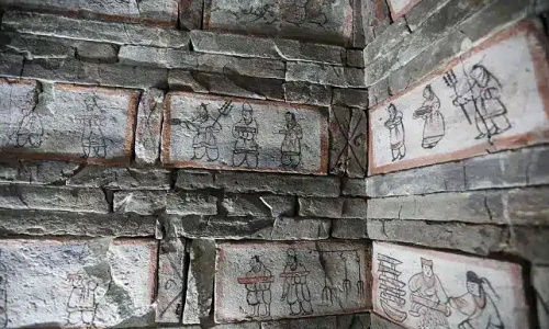 Weijin-Tombs
