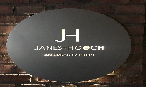 Janes-Hooch-Bar
