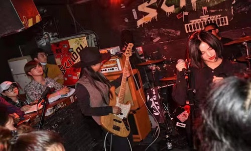 School-Live-Bar-Beijing