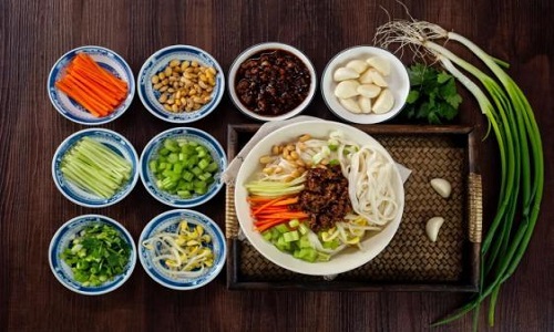 Zha-Jiang-Mian-beijng