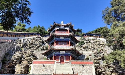 fragrant-hill-temple