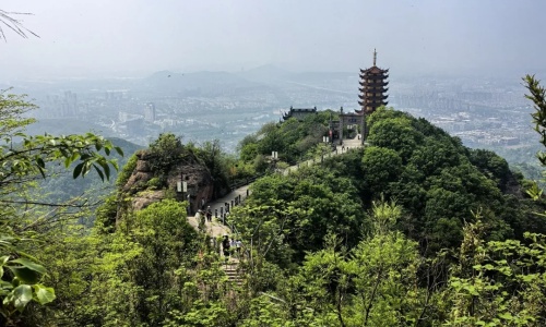 fragrant-hill-xianghu-peak-beijing